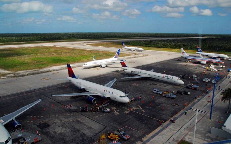 Salidas de vuelos en Aeropuerto Internacional General Heriberto Jara