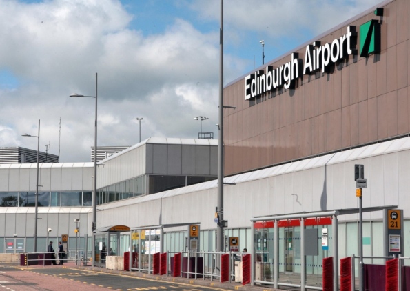 Salidas de vuelos en Aeropuerto de Edimburgo